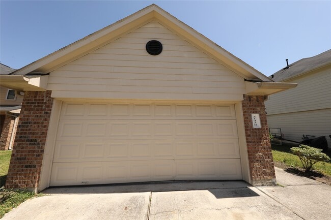 Building Photo - 21430 Palma Grove Way