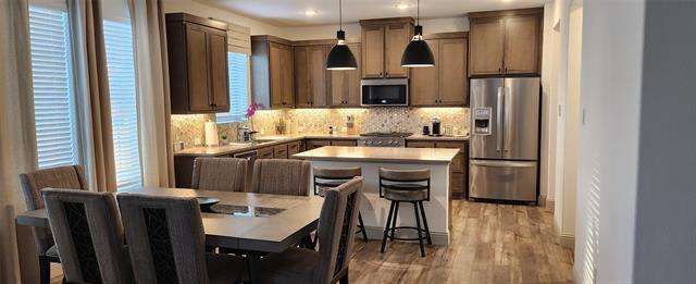 Photo - 3797 Wellesley Ave