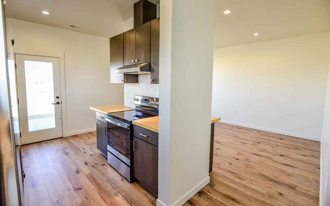 Photo - 2342-46 Shorthorn Ave. - Burnham Ranch Building 3 Unidad 2342 Shorthorn