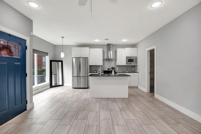 Photo - 20 Evanston St