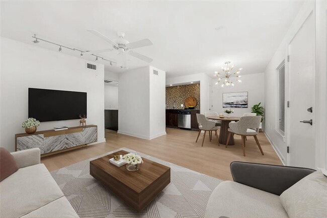 Building Photo - 2200 Dickson Dr Unit 112