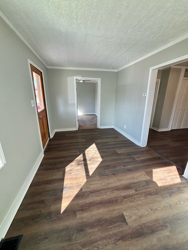 Photo - 3707 Powell Ave