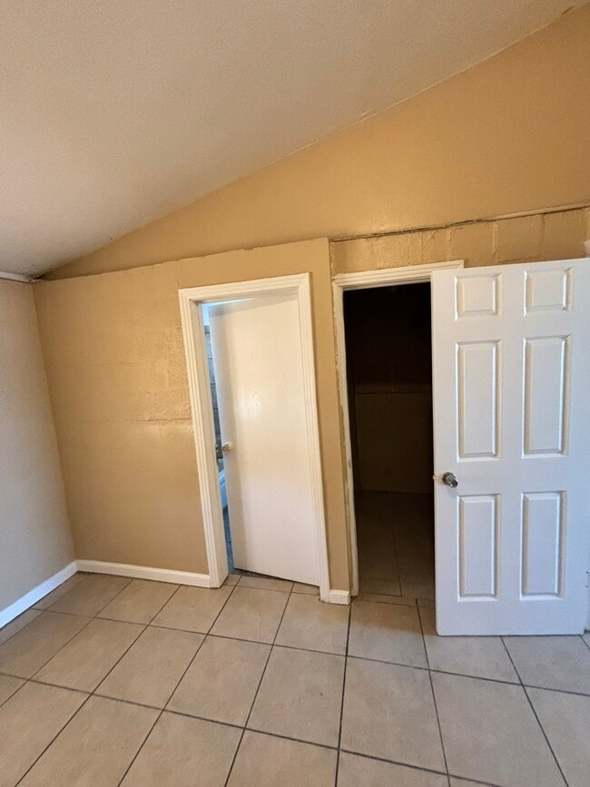 Photo - 1122 Laurel Ave Unit 1122 Laurel Ave Las Vegas, NV 89104