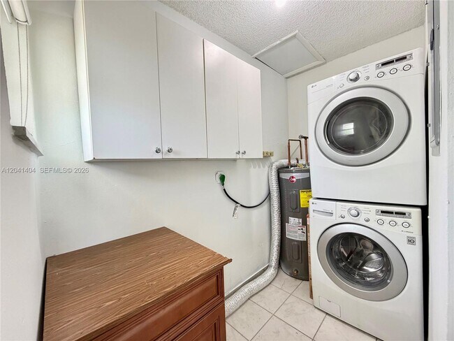 Photo - 913 NW 22nd Pl Unit 0