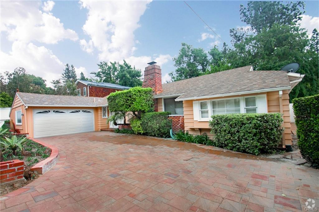 Building Photo - 11258 Canton Dr Rental