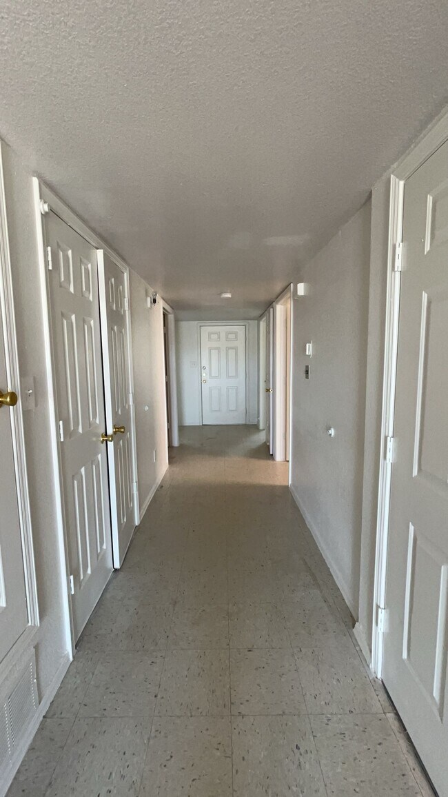 Ruben Heights Apartments Houses for Rent El Paso, TX