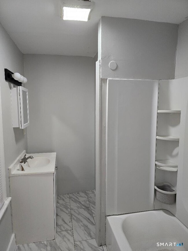 Photo - 176 Charles St Unidad 1st floor