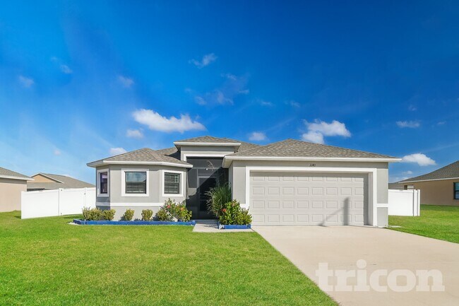 Building Photo - 3140 Kiwi Ave