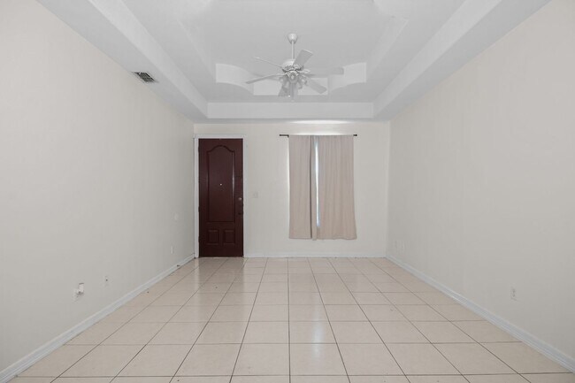 Photo - 3036 Scottland Dr