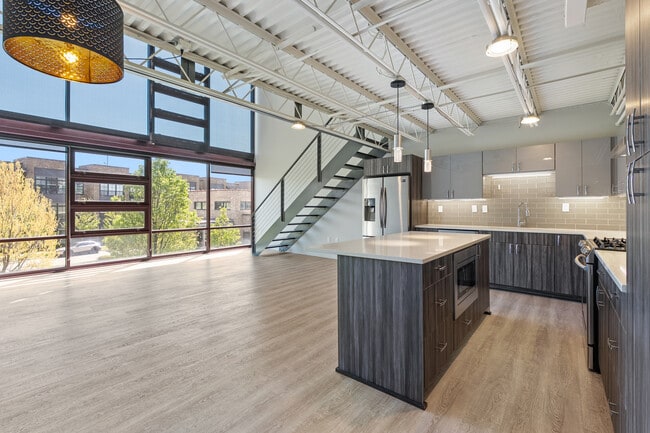 Photo - 367 Auden Ave