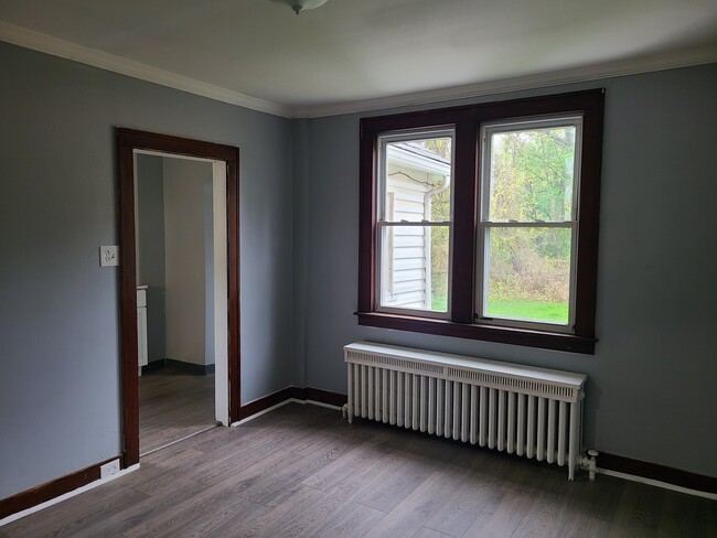 Photo - 1263 Grotto St