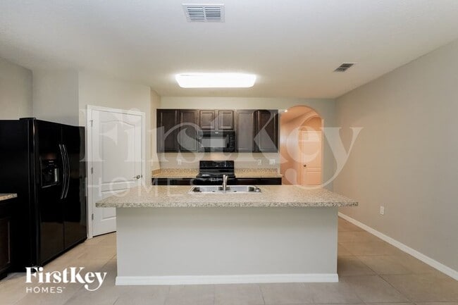 Photo - 855 Sheen Cir