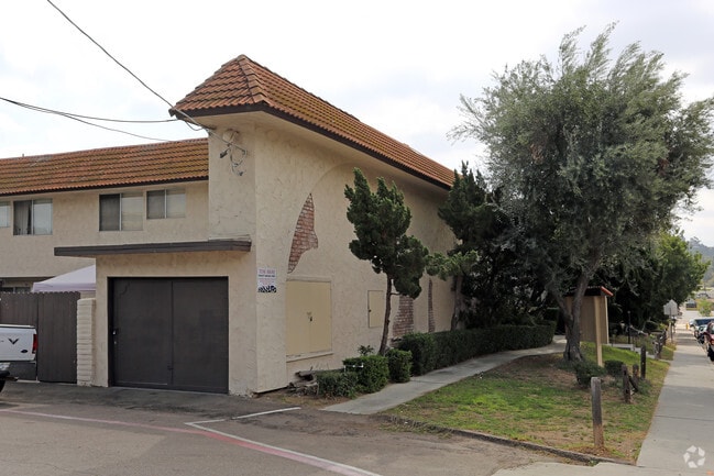 Photo - Helix South Apartments