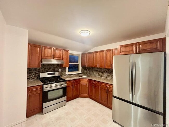 Photo - 139-10 254th St