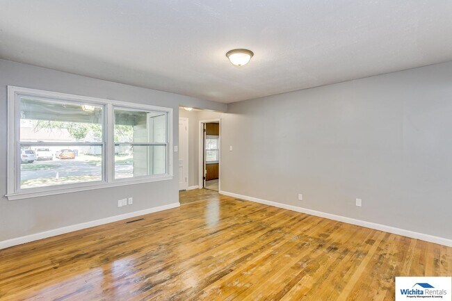 Photo - ***Showings starting 01/05/26***