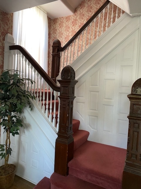 Foyer - 713 Bank St Unit #1