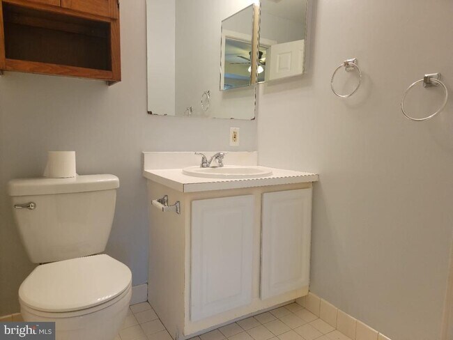 Photo - 6204 Highland Ct Unit 6204