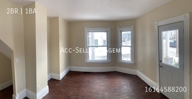 Photo - 104 Diamond Ave SE Unidad 1