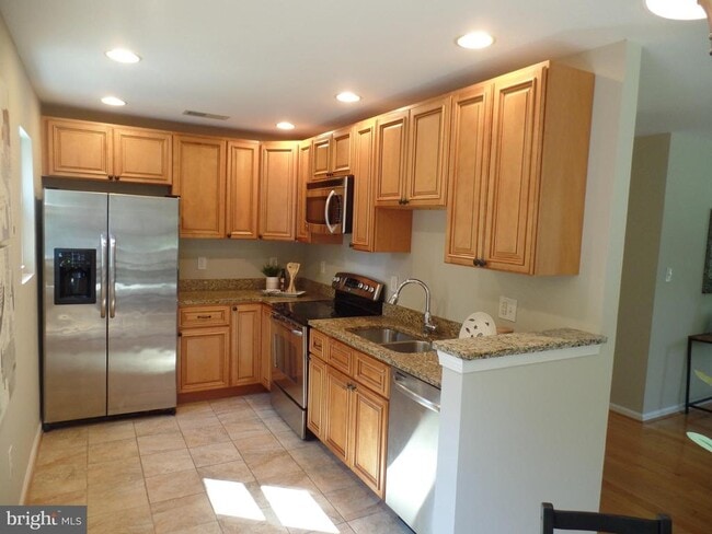 Building Photo - 2018 Griffith Rd Rental