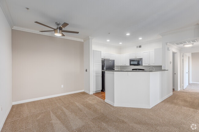 2BR, 1BA - 950SF Kitchen and Dining