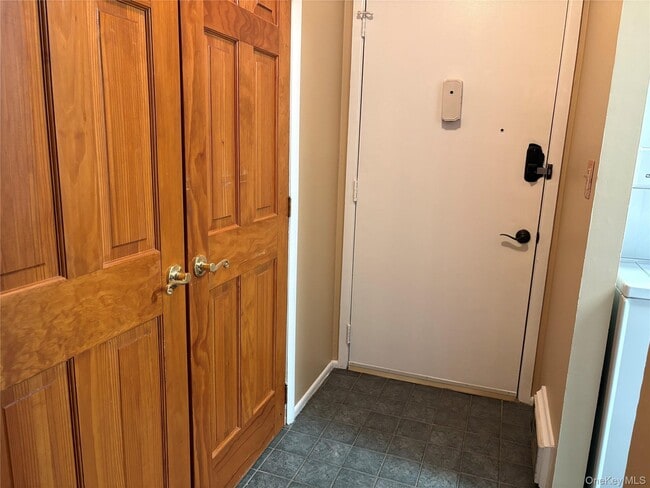 Photo - 1 Loudon Dr Unit 9