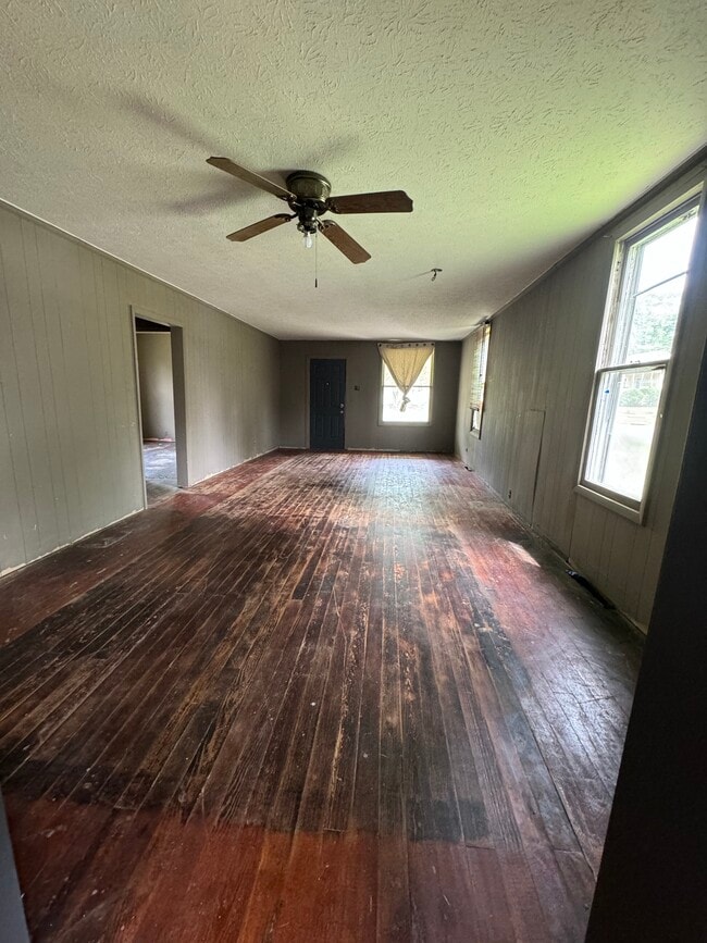 Photo - 1001 N 13th St