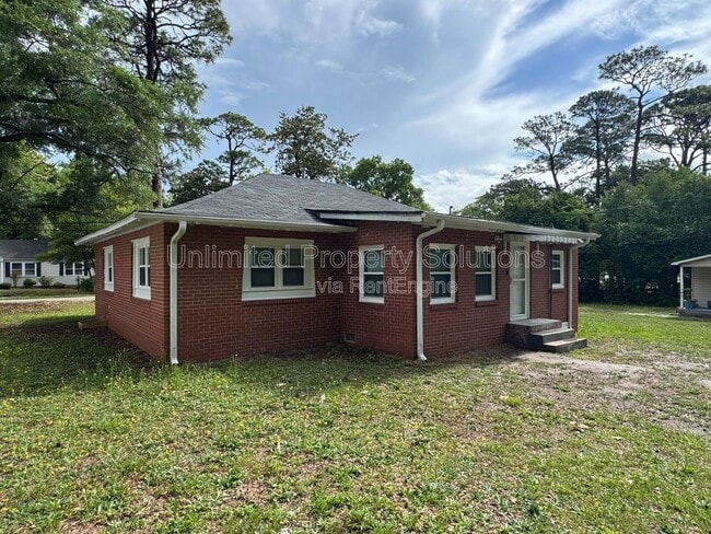 Building Photo - 4938 Wrightsville Ave