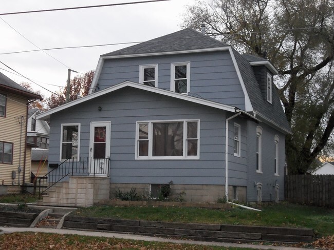 1212 Randolph St