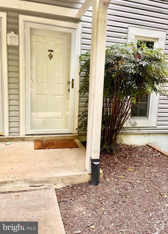 Building Photo - 12142 Cardamom Dr Unit 12142 Rental