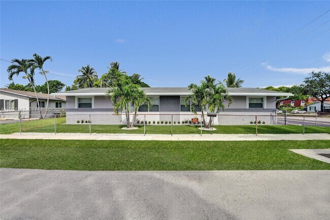 5900 NW 19th St Unit A