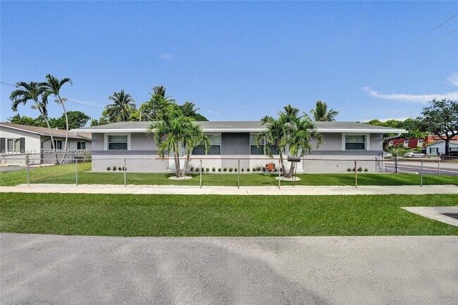 Photo - 5900 NW 19th St Unit A