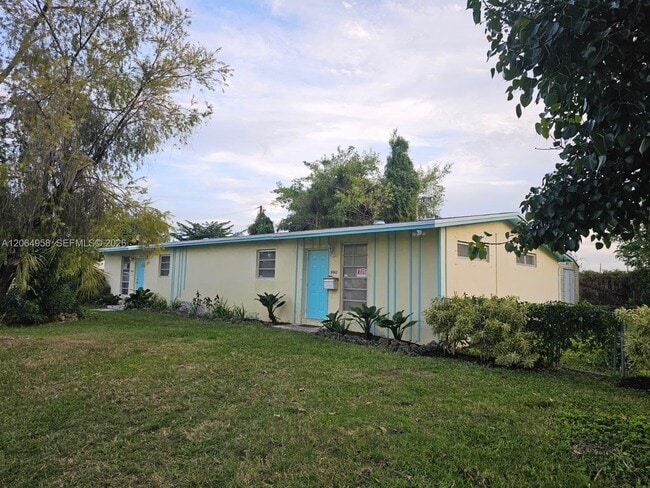 Photo - 9360 SW 168th St Unit 0