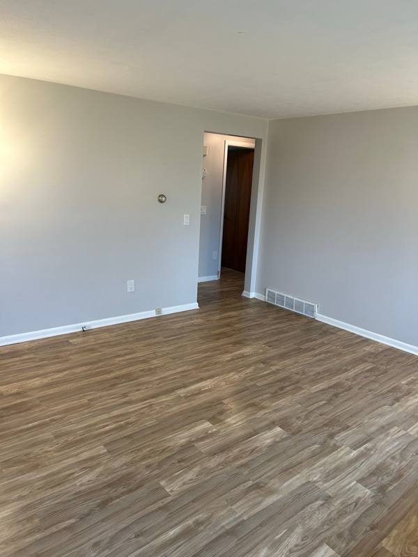 Photo - 12632 Lakeridge St NW