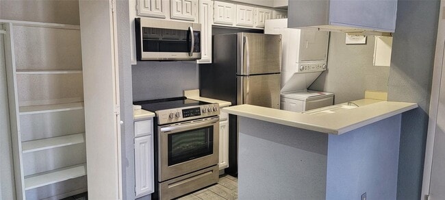 Photo - 2110 Wilcrest Dr Unit 113