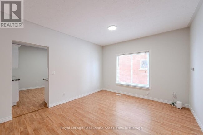 Photo - 157 William St Unit 1
