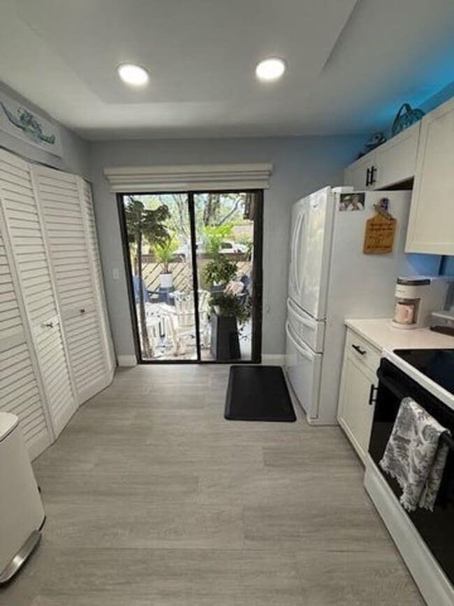 Photo - 131 Manchineel Ct