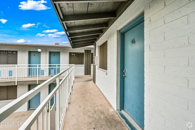 Building Photo - 3025 N 32nd St Unit 46 Rental