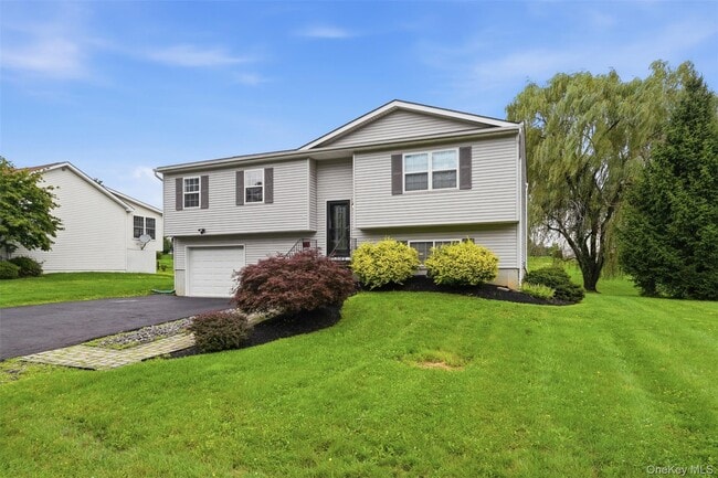 Photo - 17 Watkins Dr
