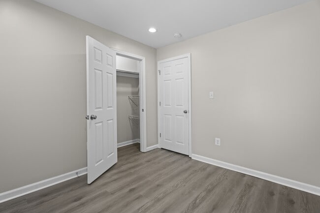 Photo - 2104 Allendale Rd