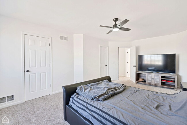 Photo - 19 E Country Walk Dr Townhome