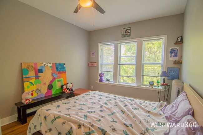 Photo - 4543 N Albany-3 Unit 3