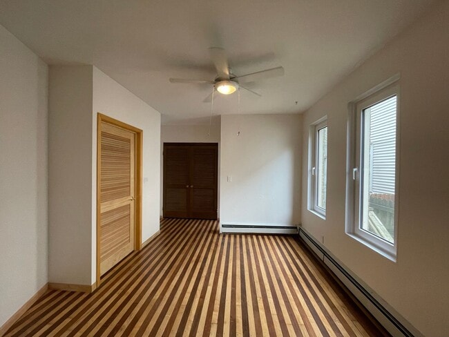 Photo - 1308 N Astor St Apartment Unit 2 (rear lower)