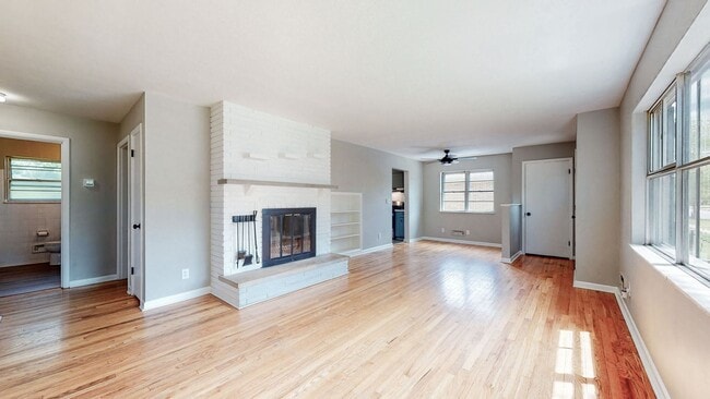 Photo - Hikes Point 3 Bed/2 Bath with Basement & Fenced-in Yard