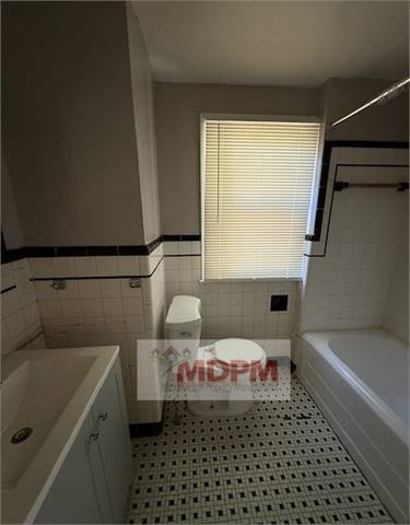 Photo - 16124 Westbrook St