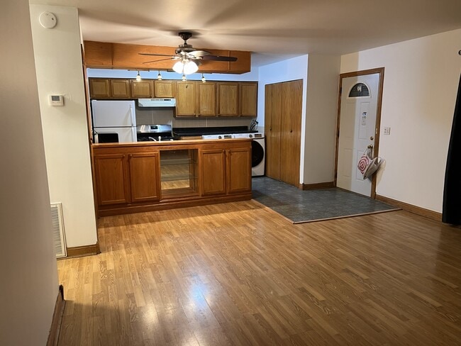 Photo - 1362 Cove Dr