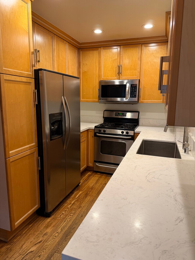 Photo - 622 Venezia Ave Apartamentos Unidad front