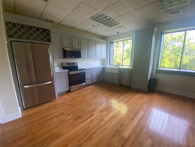 Photo - 300 Church St Unit 300 Church Street