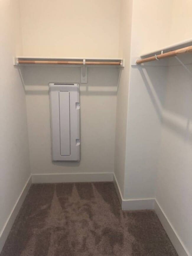 Photo - AVAILABLE NOW!! Brand New Age Developed Pr...