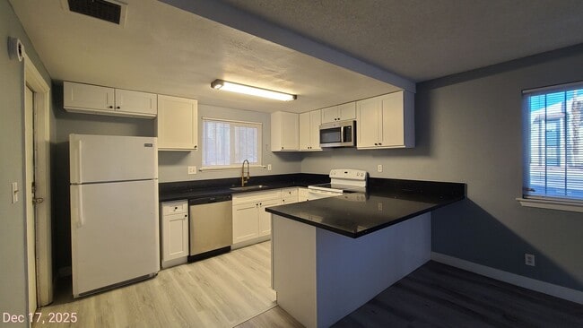 Photo - 2 Bedroom 2 Bathroom Downstairs condo Unit A