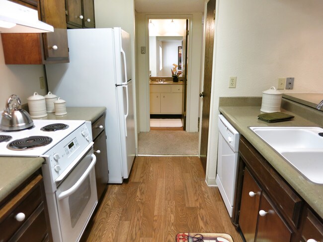 Oakbrook Apartments